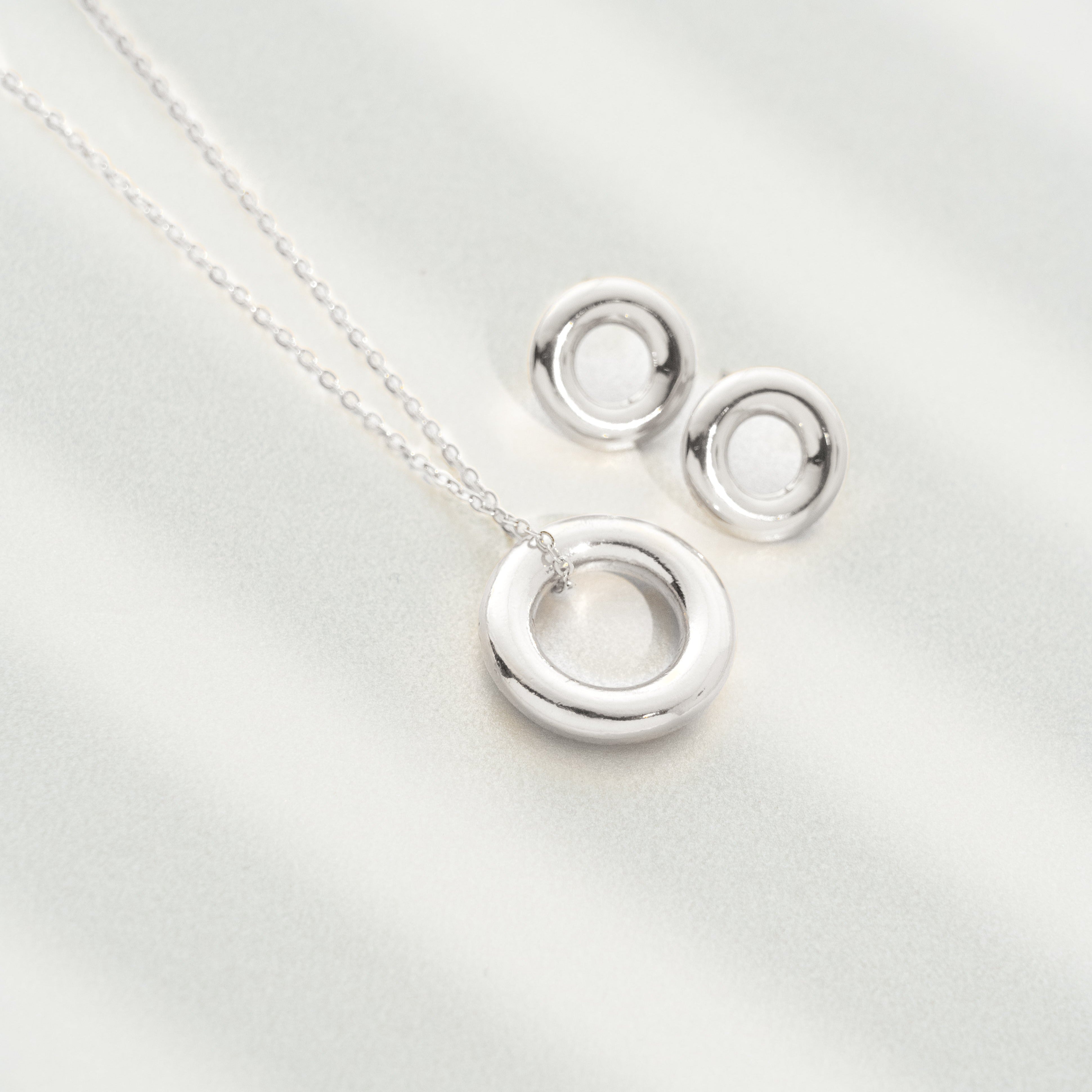 Set Collar + Aretes Circulos
