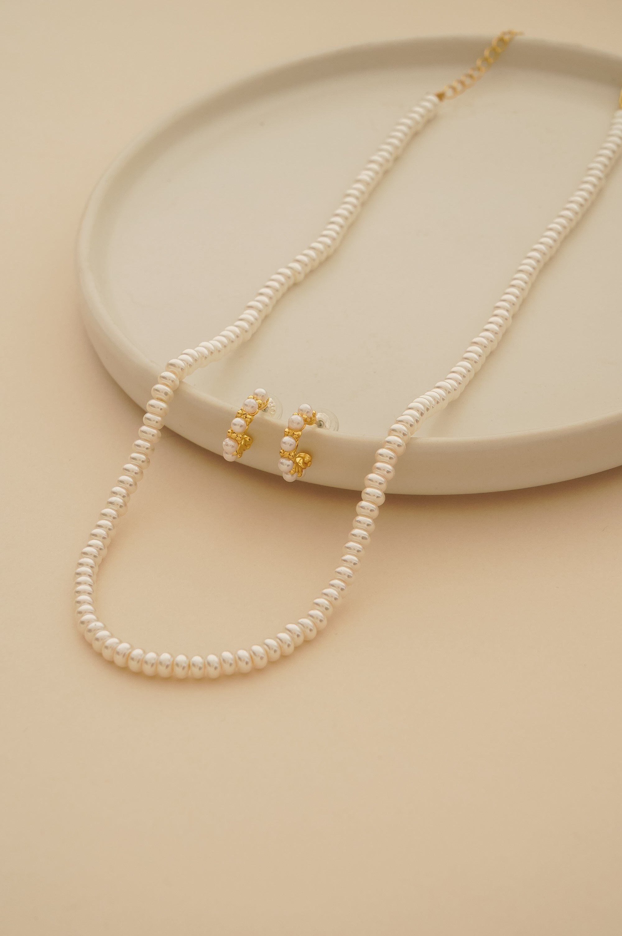 Collar + Argollas Perlas