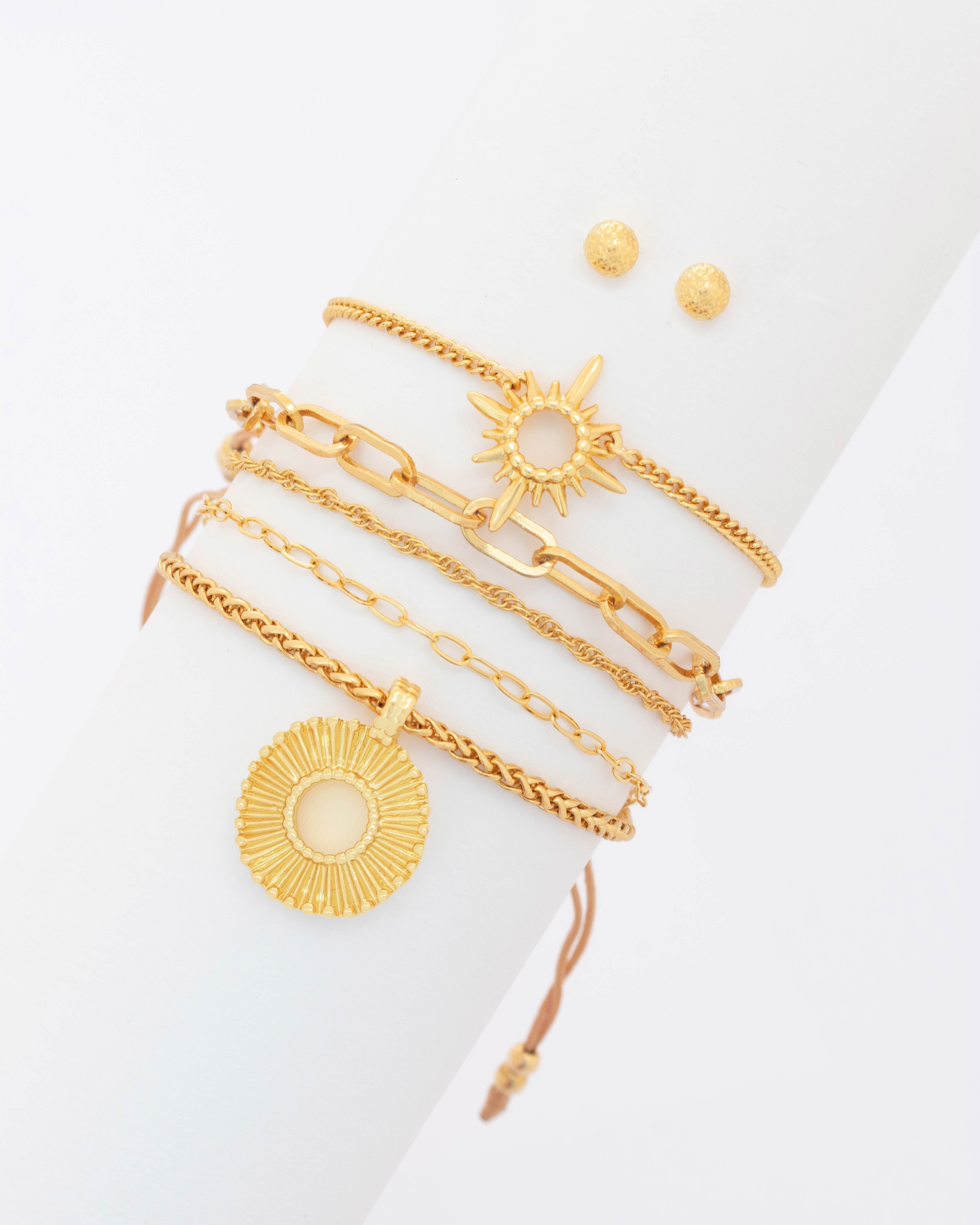 Set X4 Pulseras Lucero + Aretes