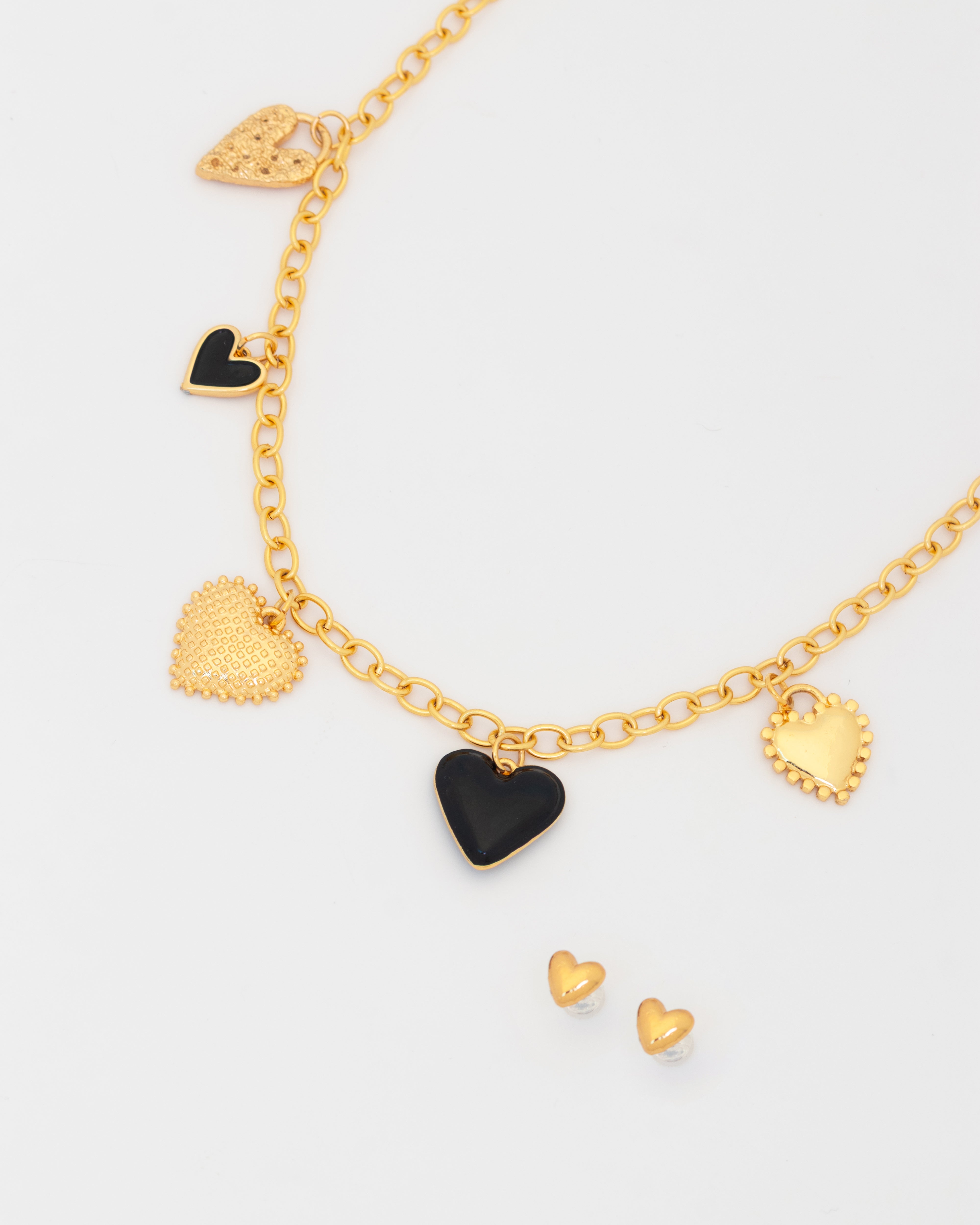 Collar Multicharms Corazones + Aretes