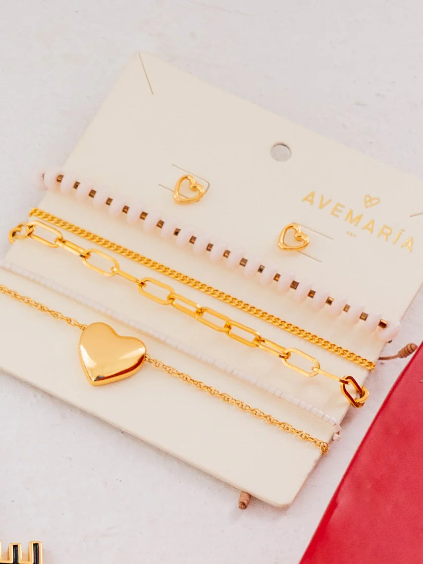 Set x5 Pulseras Corazón Beige + Aretes