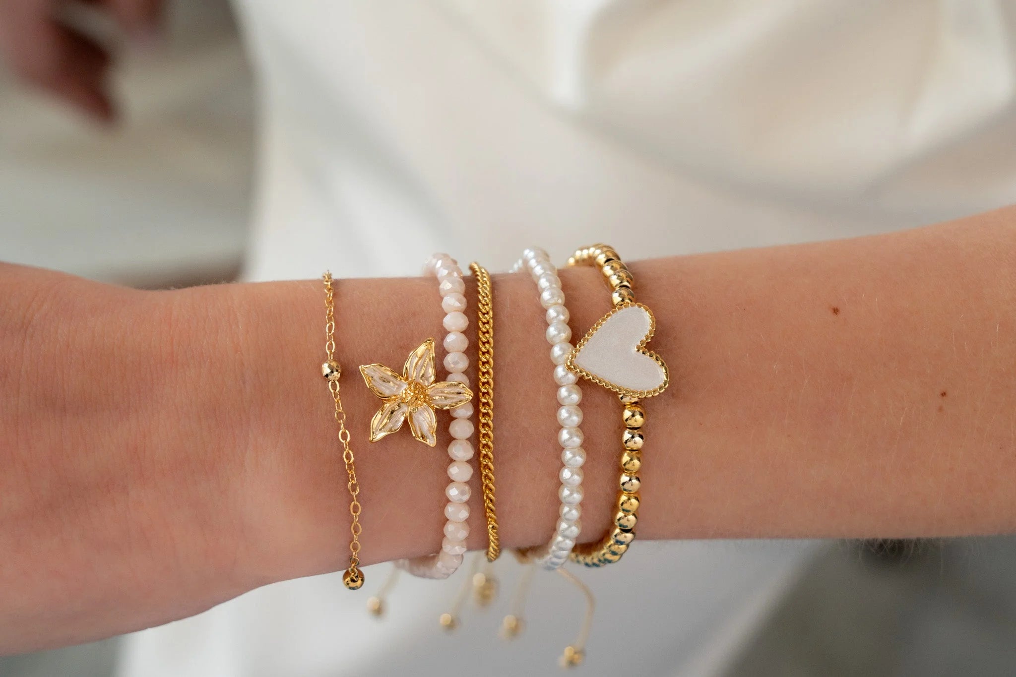 Set x5 Pulseras Flor + Aretes